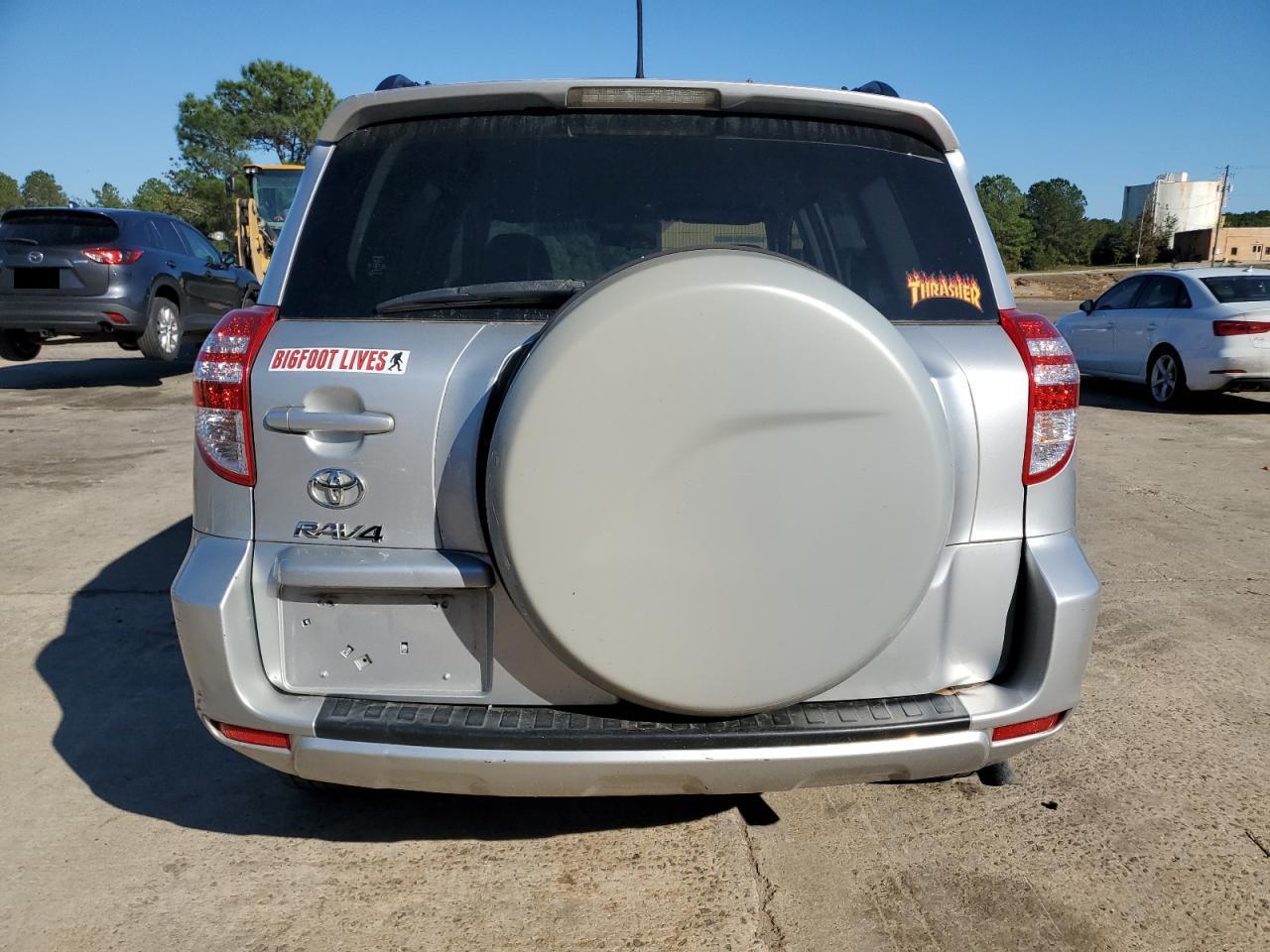 2011 TOYOTA RAV4