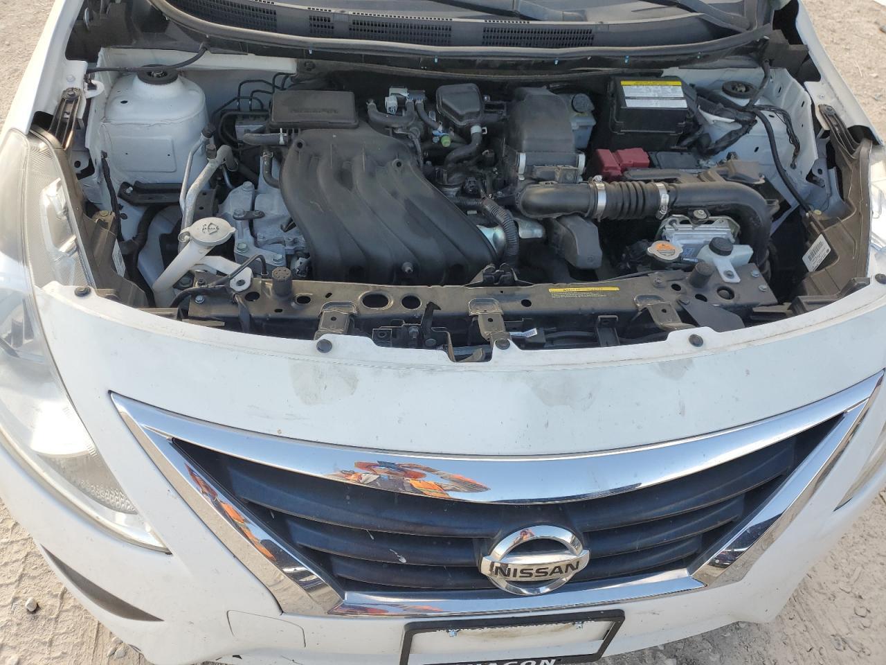 2019 NISSAN VERSA
