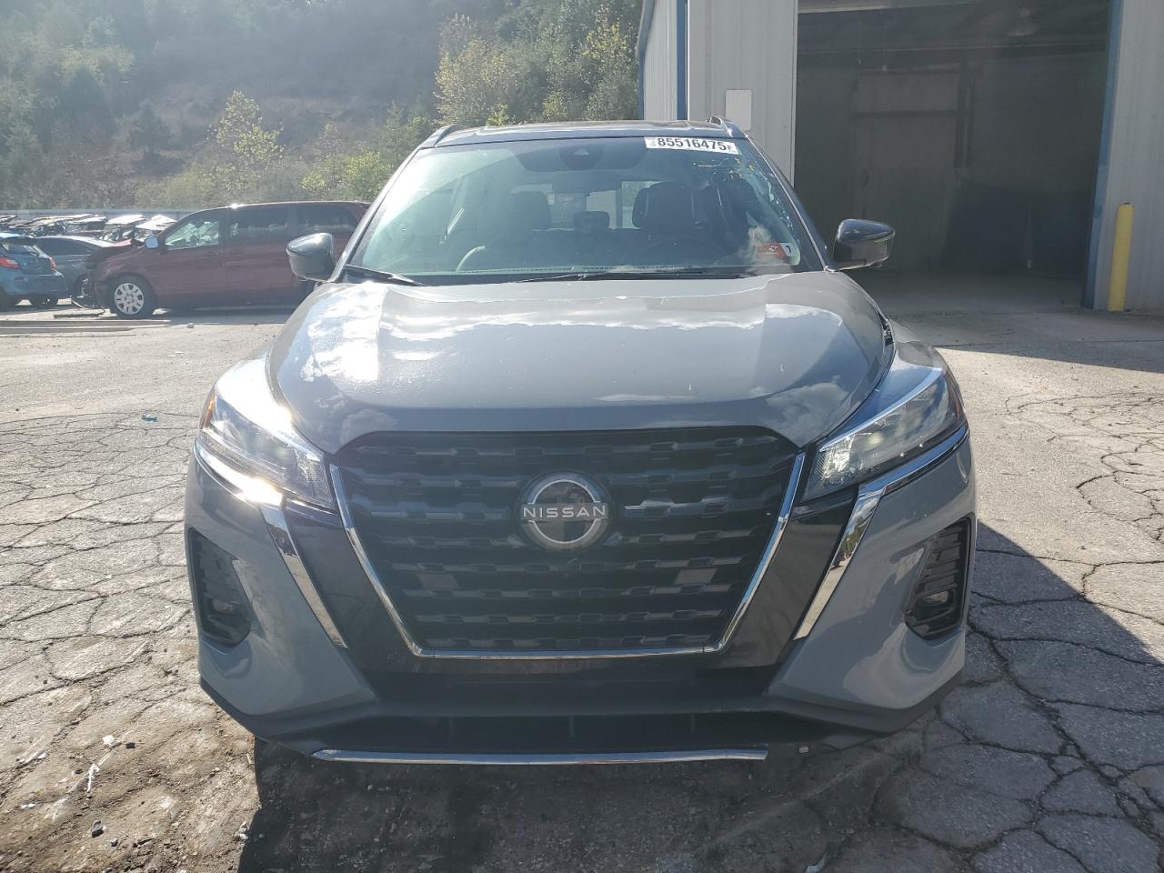 2023 NISSAN KICKS