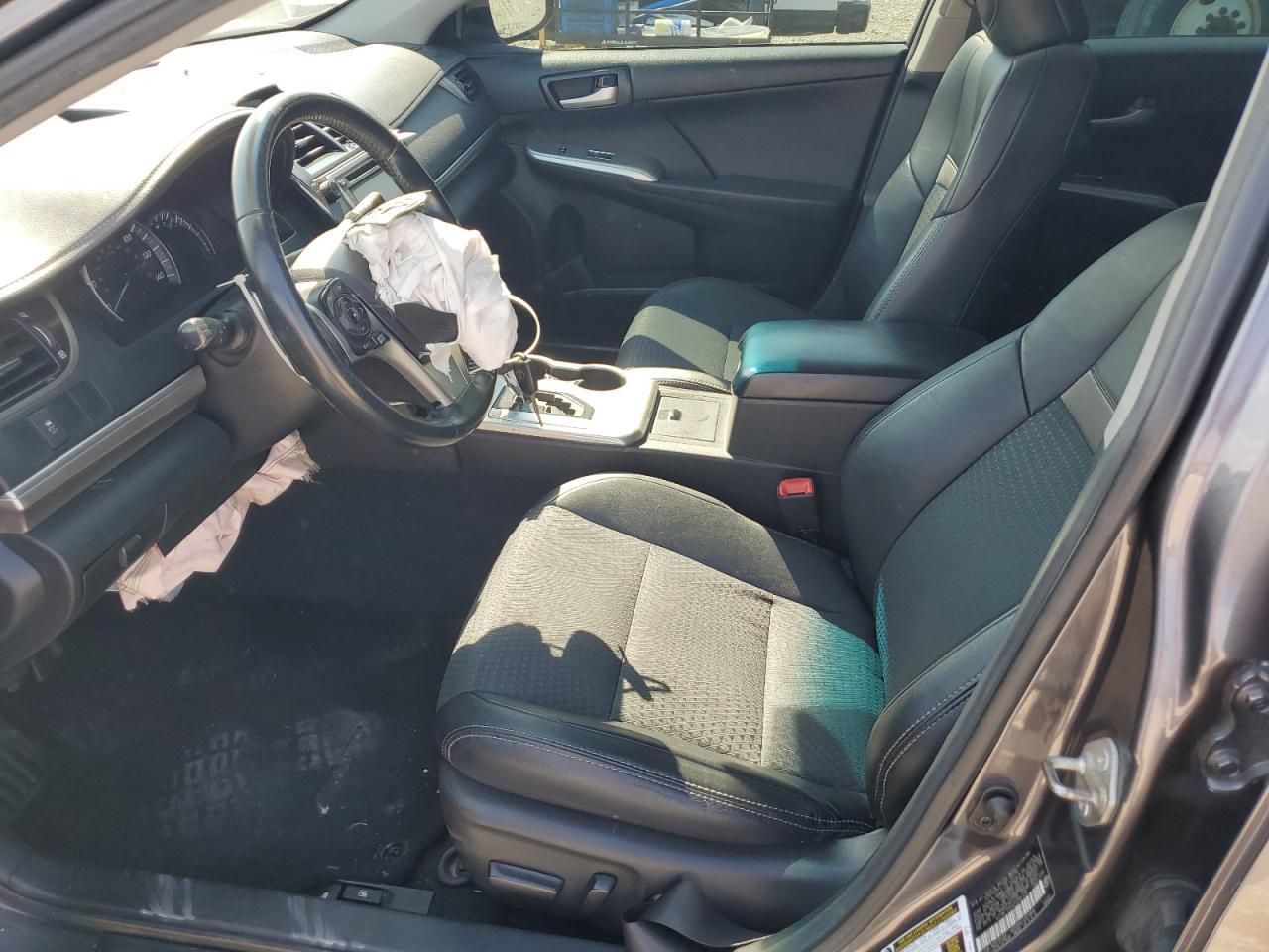 2014 TOYOTA CAMRY