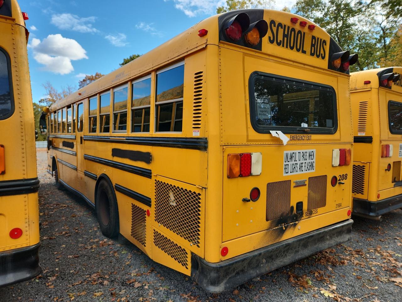 2012 THOMAS Saf-t-liner Hdx