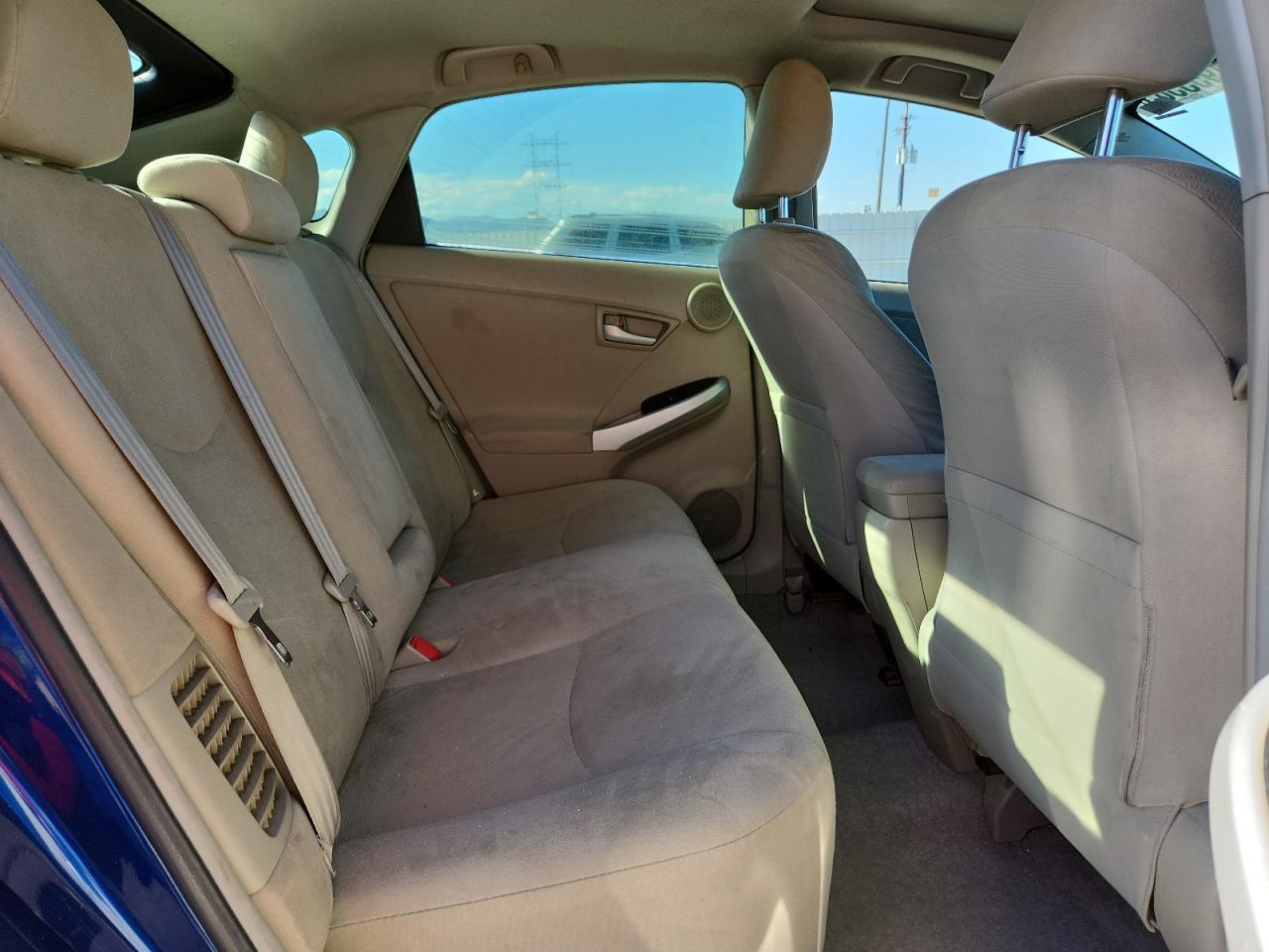 2011 TOYOTA PRIUS