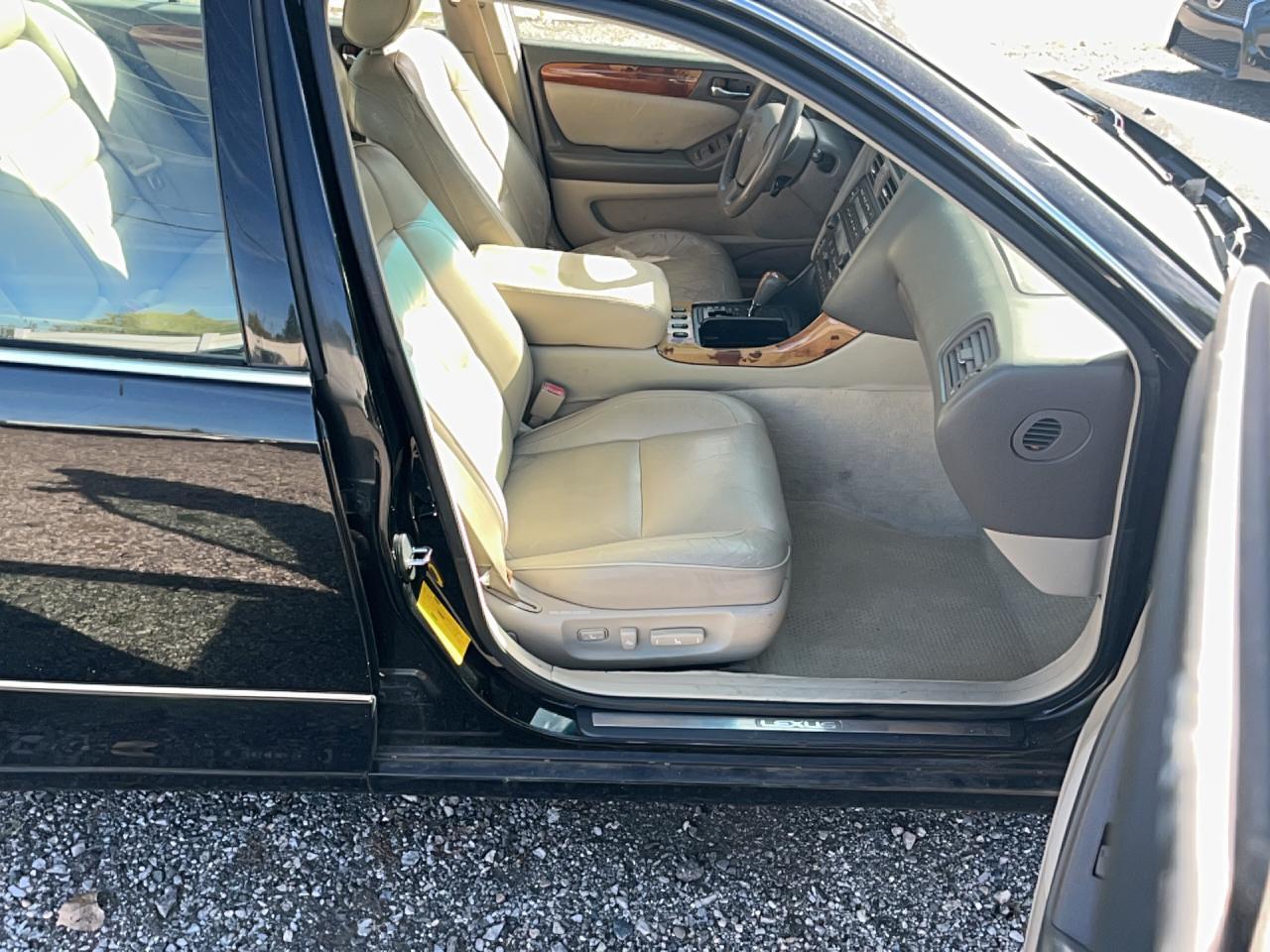1999 LEXUS Gs