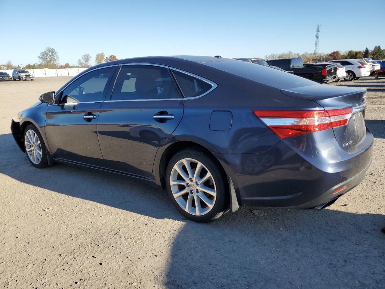 2015 TOYOTA Avalon