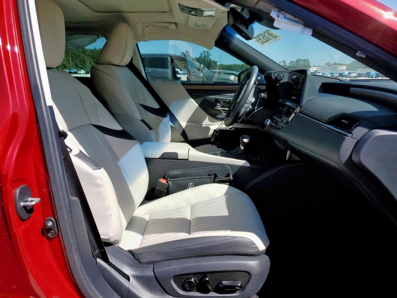 2025 LEXUS ES 300H