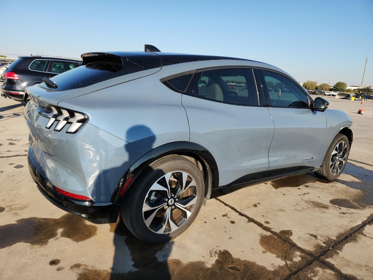 2023 FORD Mustang Mach-E