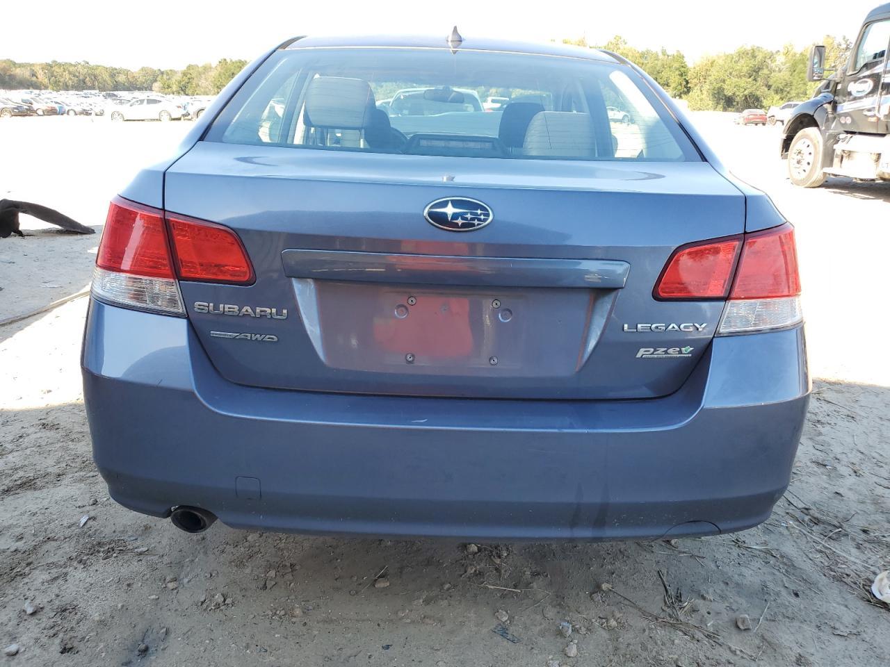 2014 SUBARU Legacy