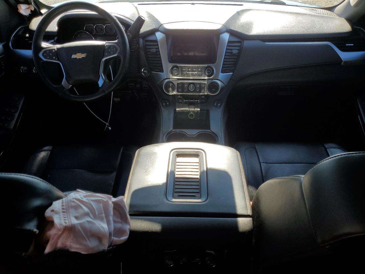 2016 CHEVROLET Suburban