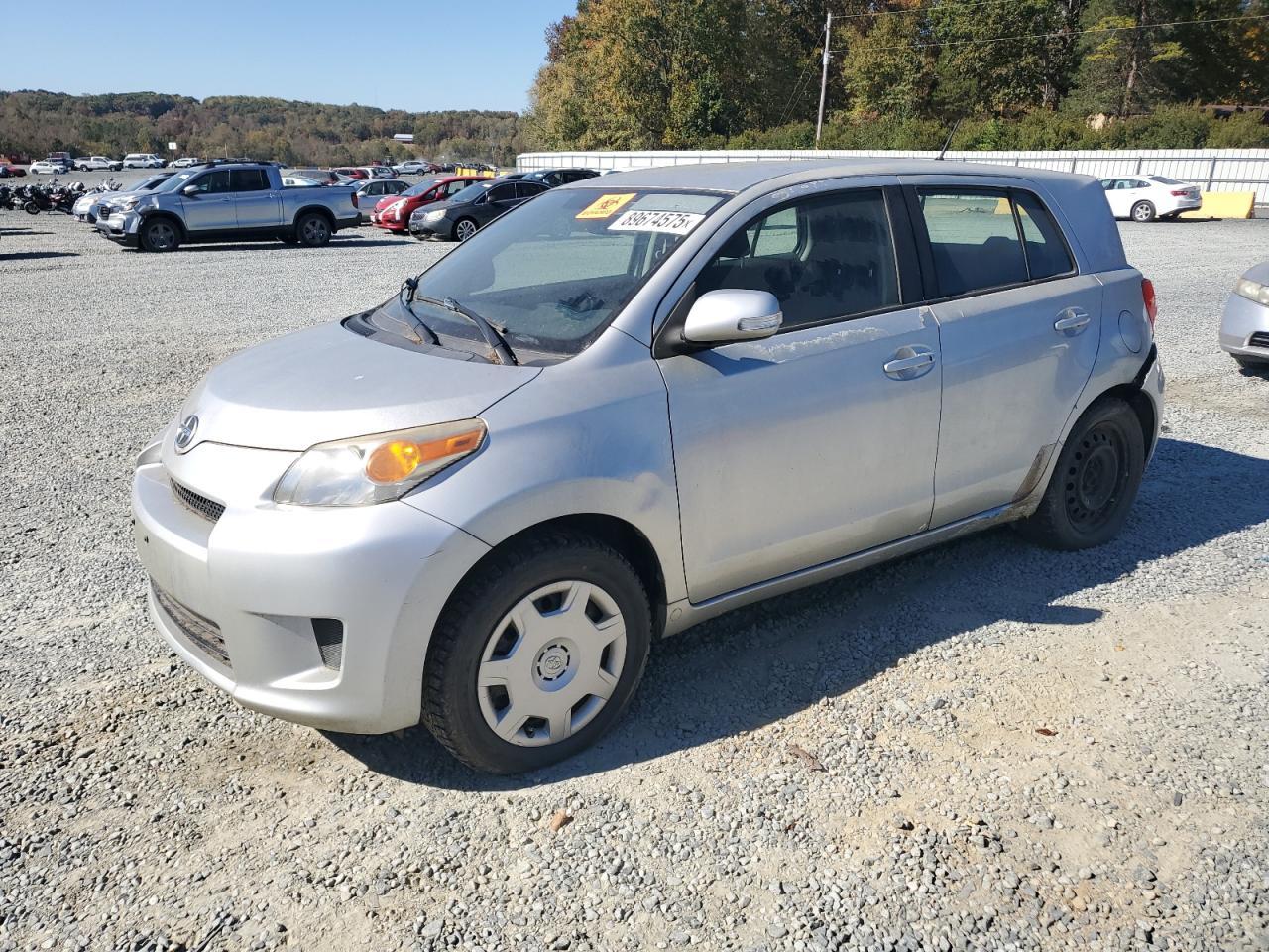 2010 TOYOTA SCION