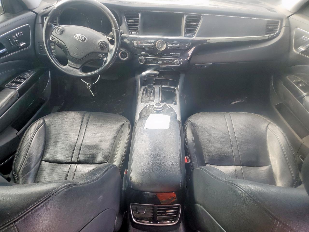 2015 KIA K900