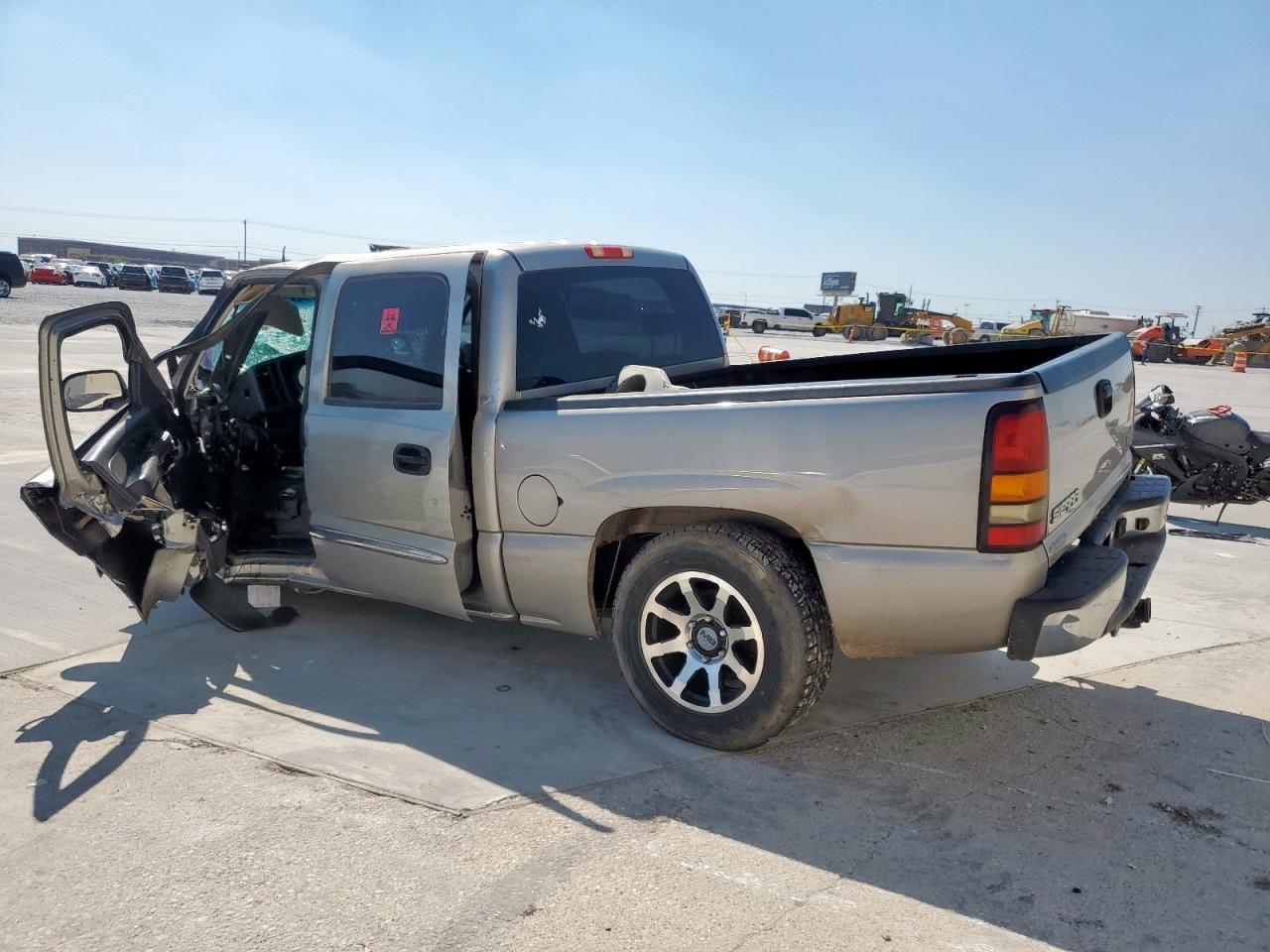2005 GMC Sierra