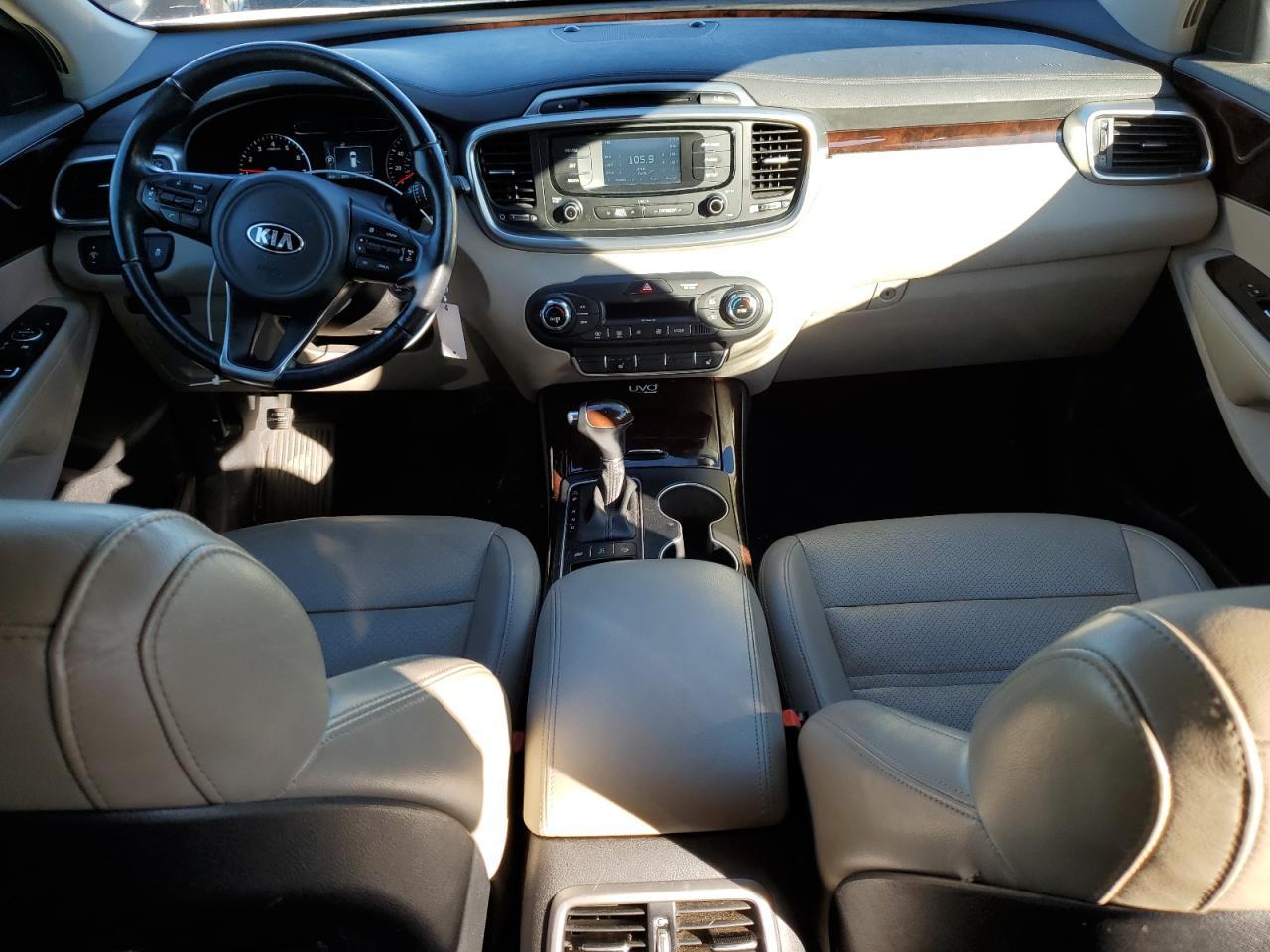 2016 KIA SORENTO