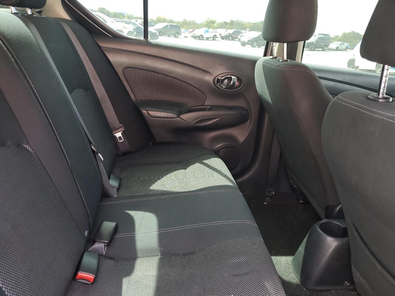 2017 NISSAN VERSA