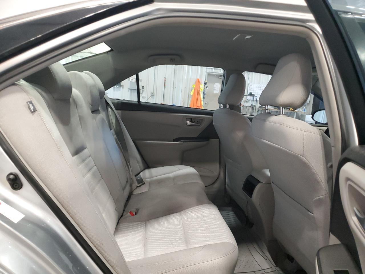 2016 TOYOTA CAMRY