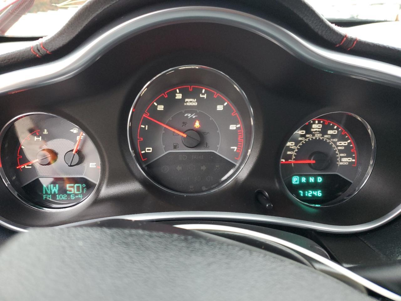2013 DODGE Avenger