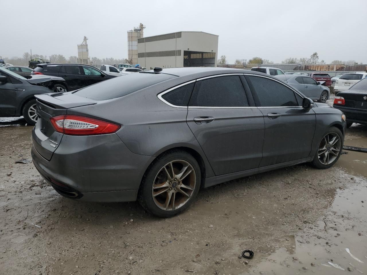 2013 FORD FUSION