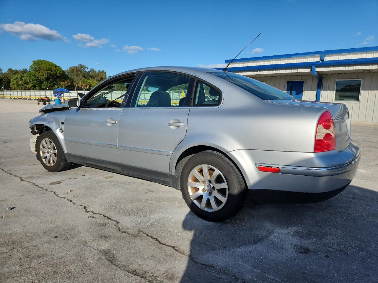 2002 VOLKSWAGEN Passat
