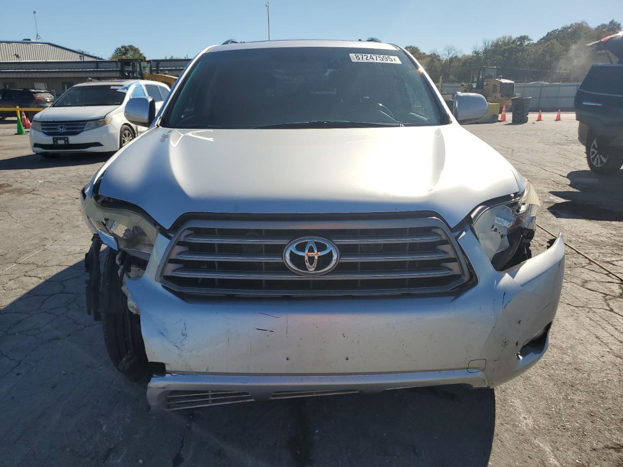 2010 TOYOTA HIGHLANDER