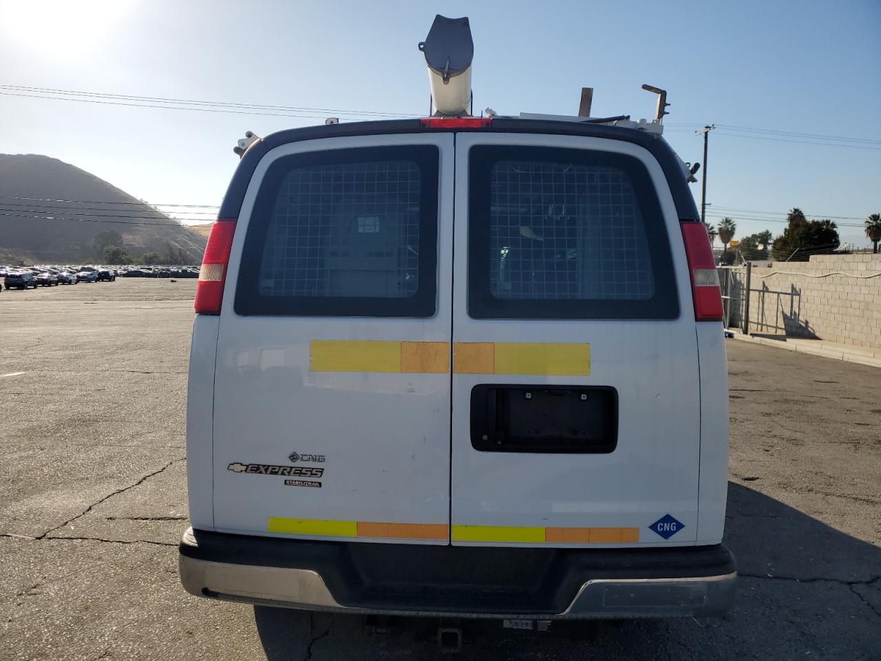 2014 CHEVROLET EXPRESS 2500