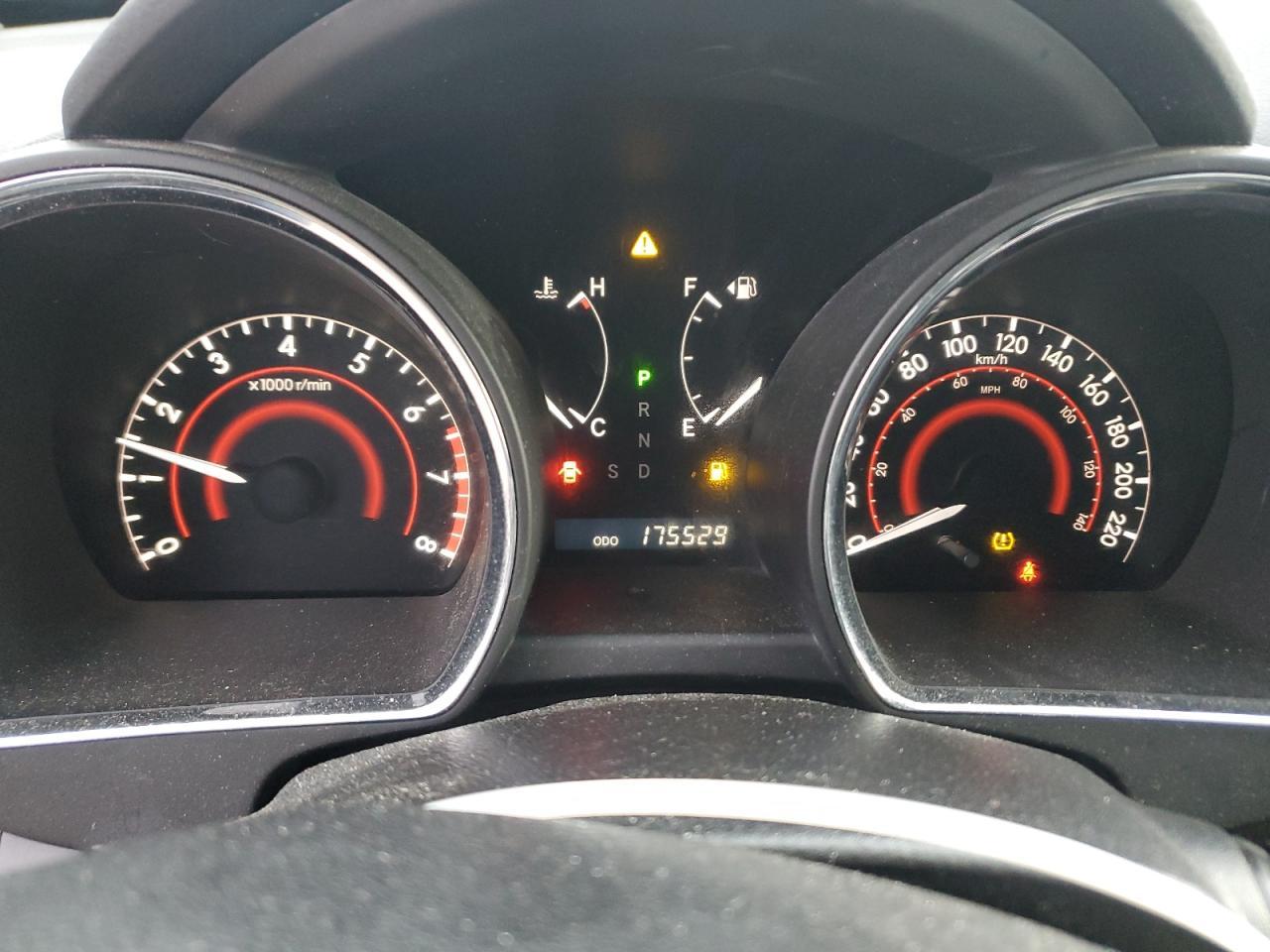 2011 TOYOTA HIGHLANDER