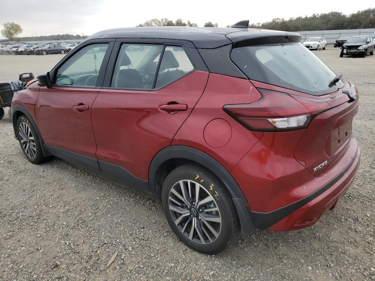 2023 NISSAN KICKS