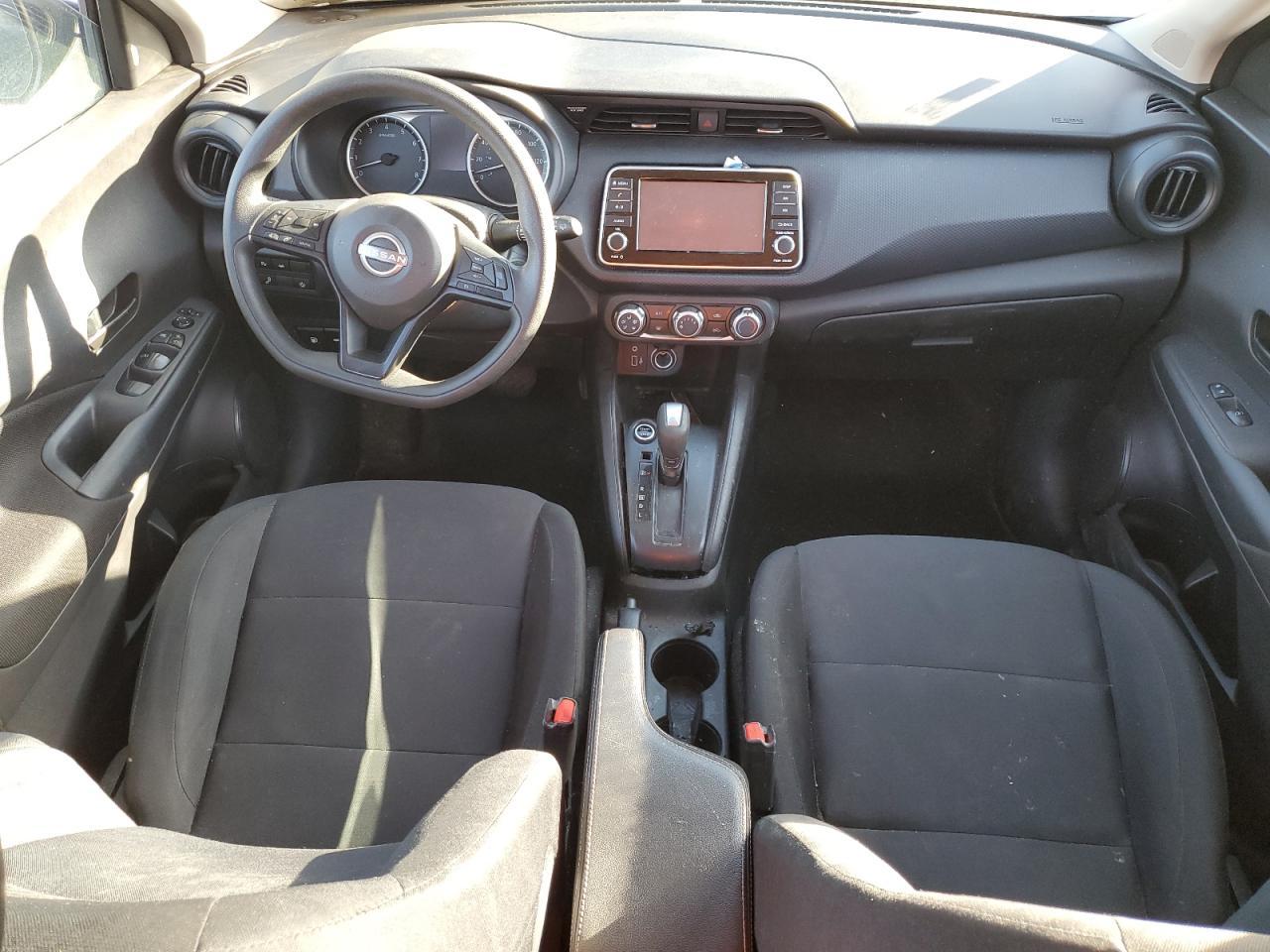 2024 NISSAN KICKS