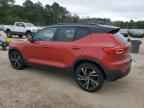 2019 VOLVO XC40