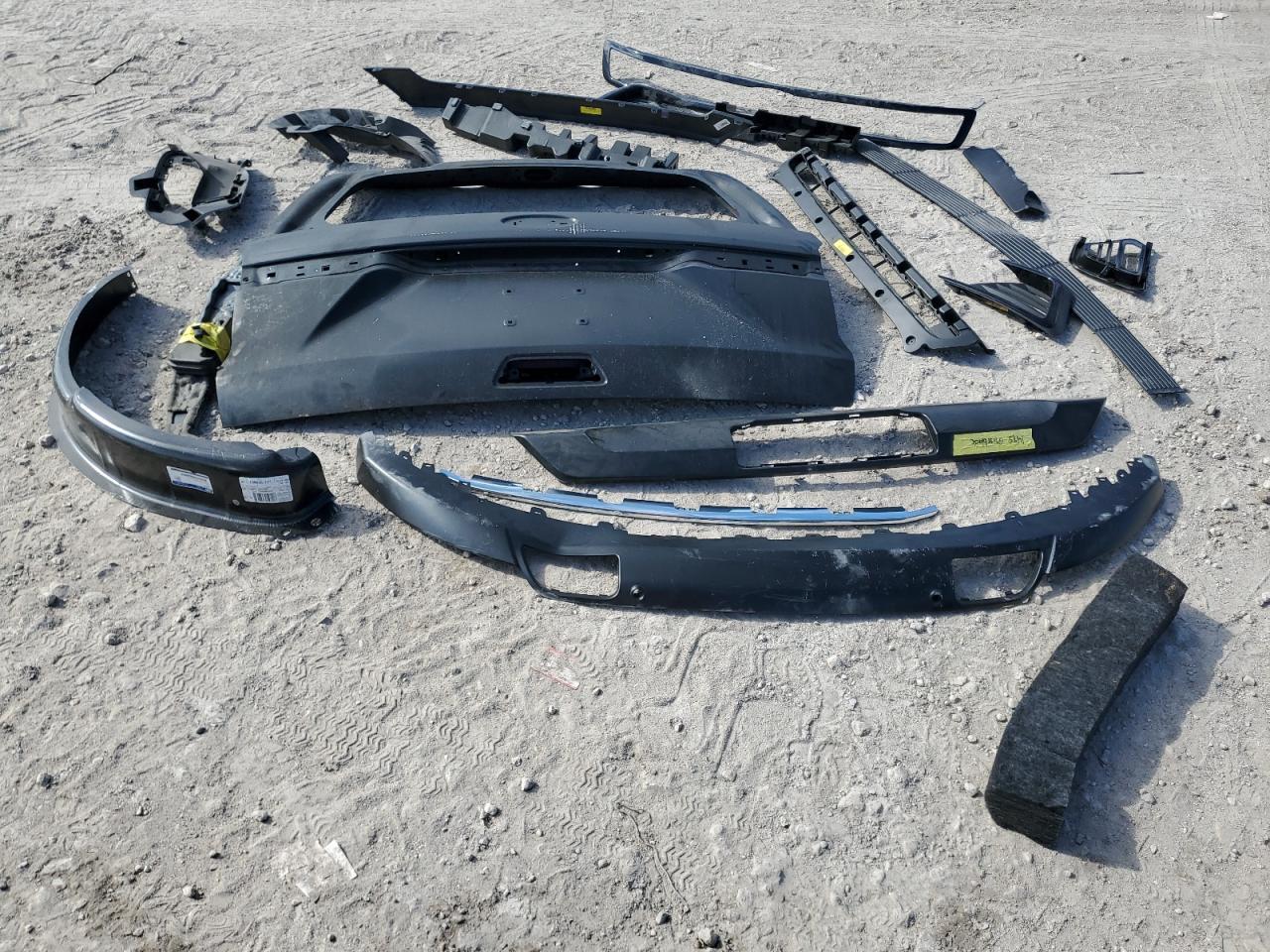 2021 FORD Expedition
