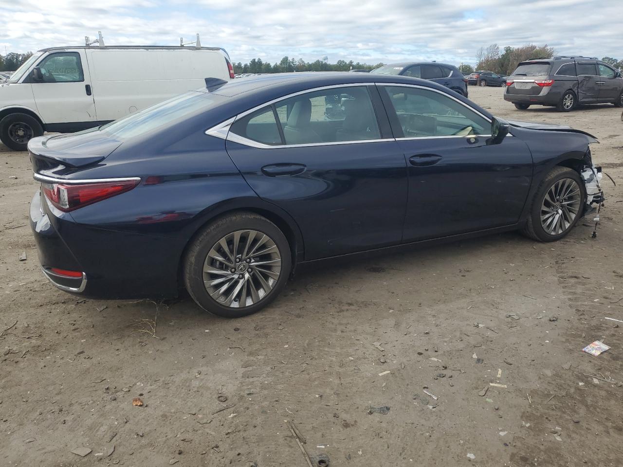 2024 LEXUS ES 300H