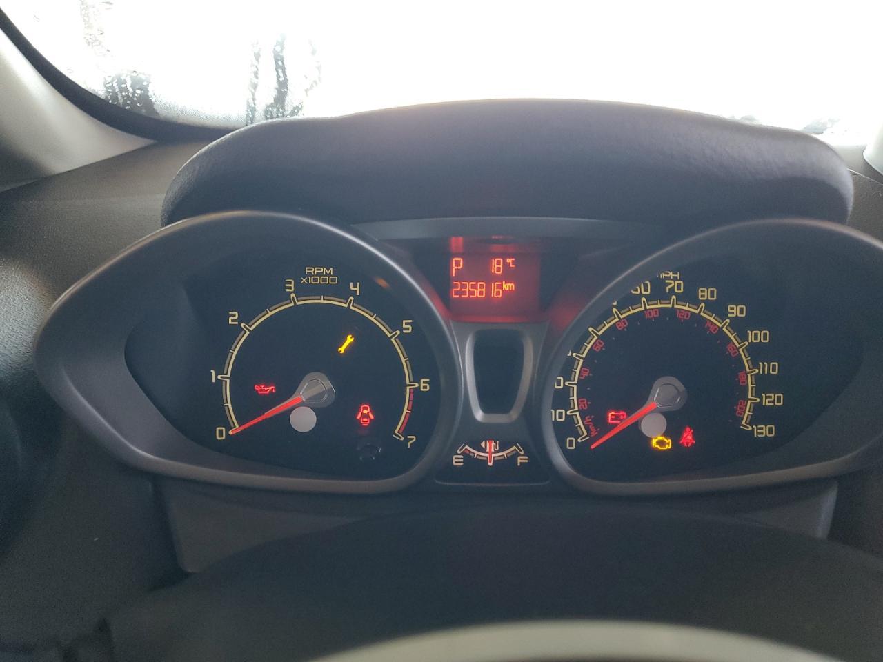 2011 FORD Fiesta