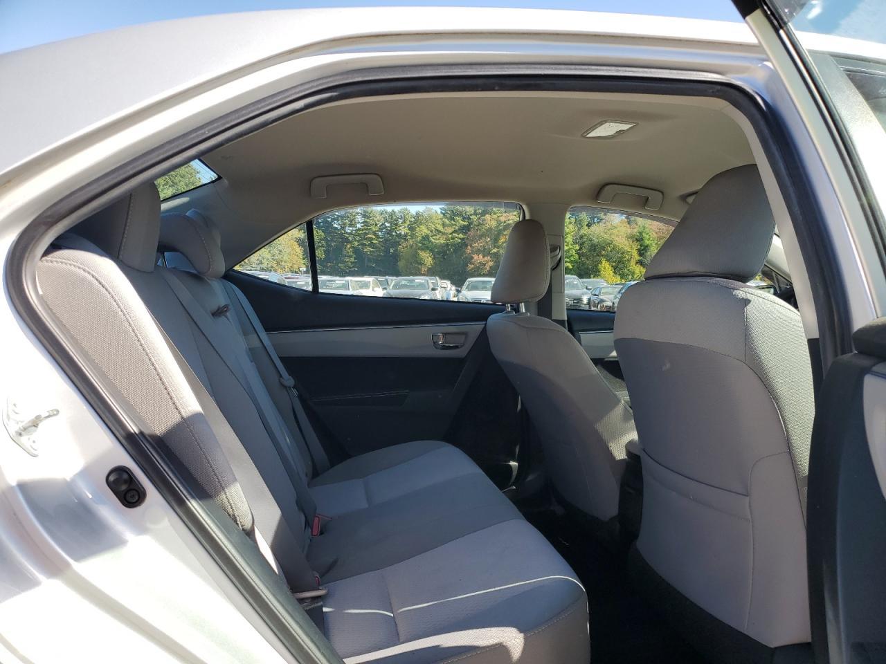 2015 TOYOTA COROLLA