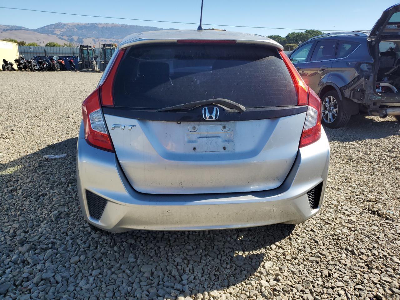 2015 HONDA FIT