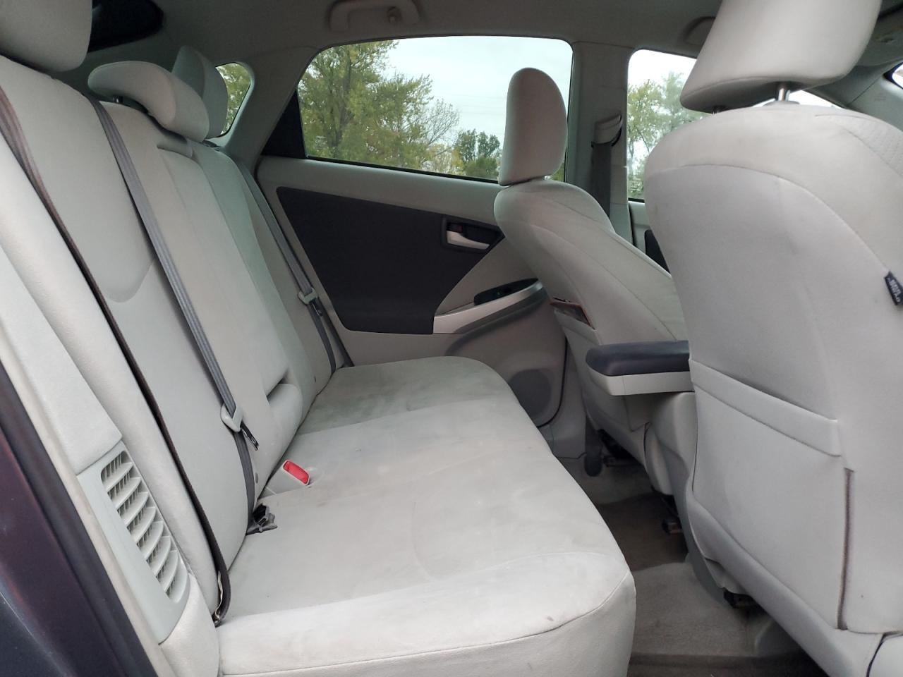2010 TOYOTA PRIUS