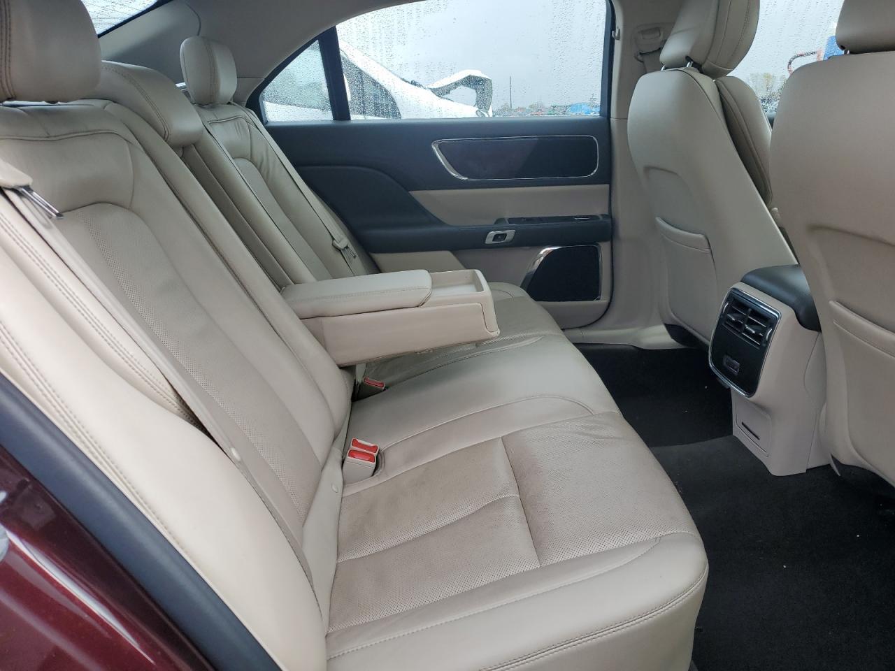 2019 LINCOLN Continental
