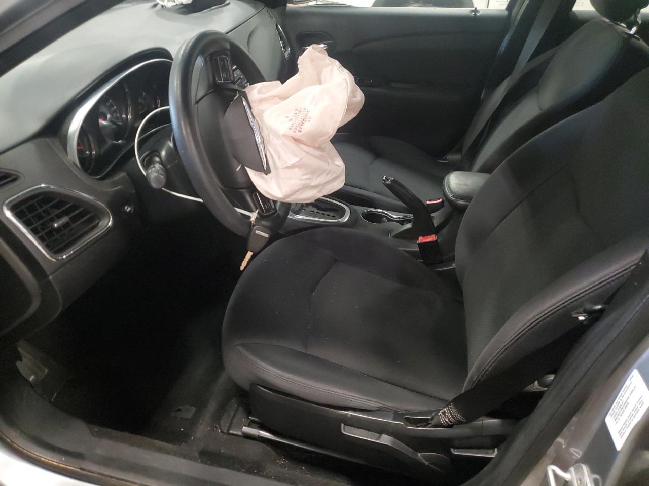 2013 CHRYSLER 200