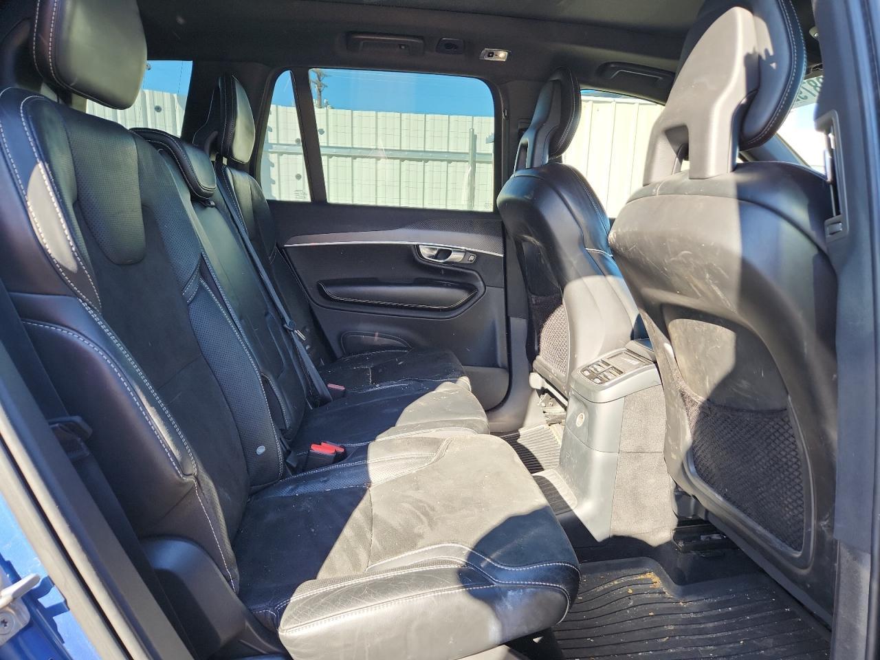 2018 VOLVO XC90