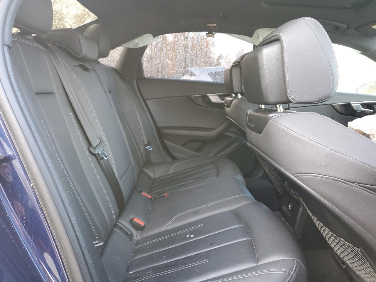 2022 AUDI A4