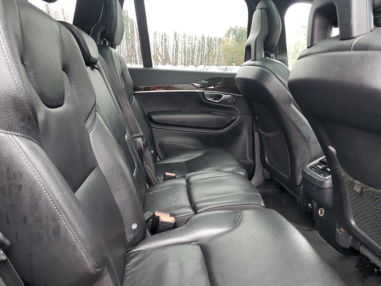 2018 VOLVO XC90