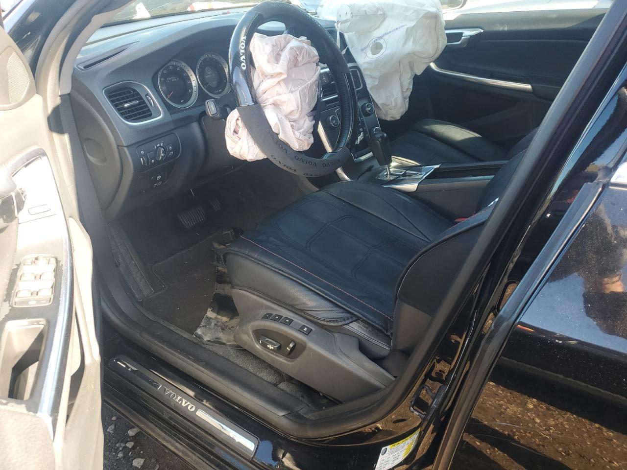 2012 VOLVO S60