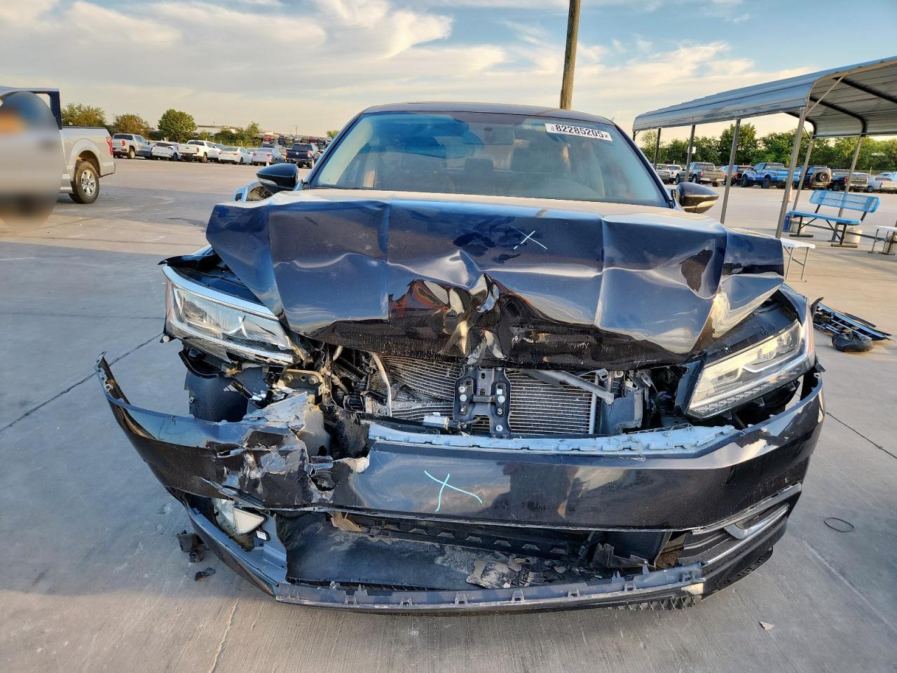 2017 VOLKSWAGEN Passat