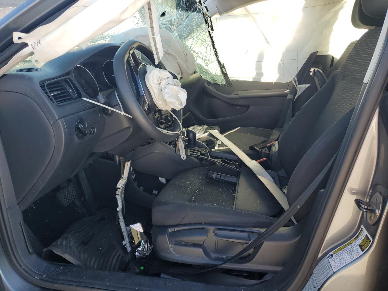 2015 VOLKSWAGEN JETTA