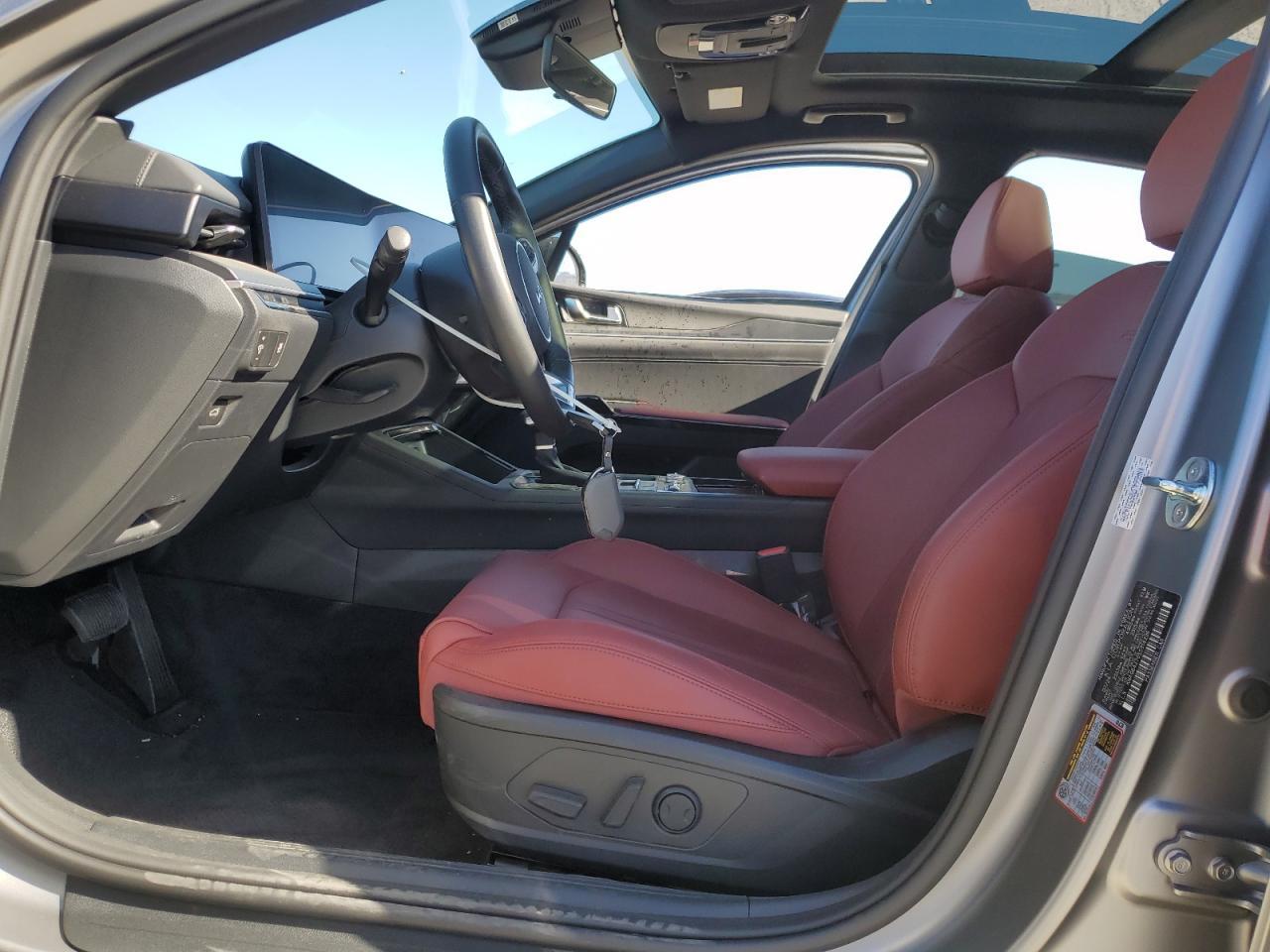 2025 KIA K5