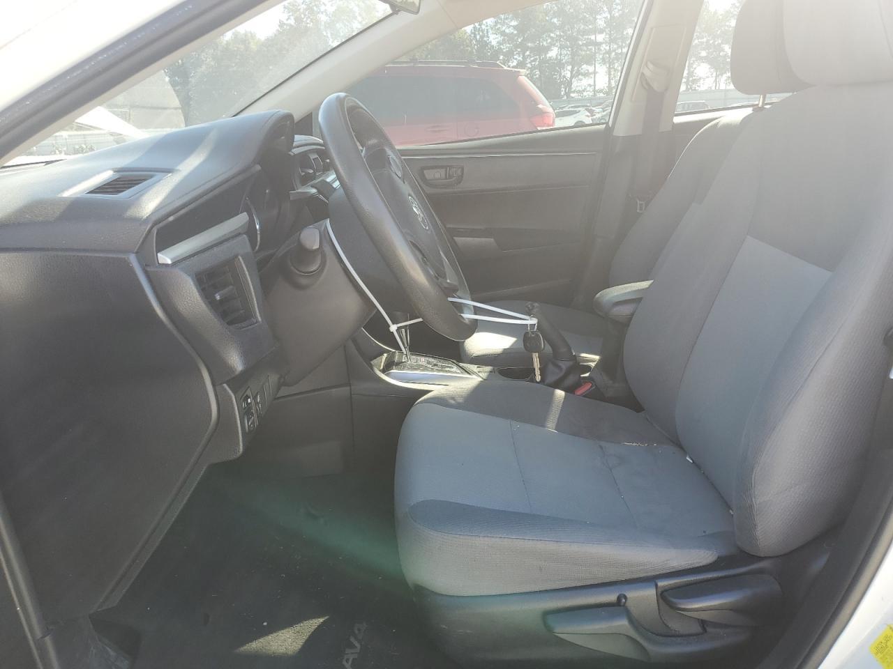2015 TOYOTA COROLLA