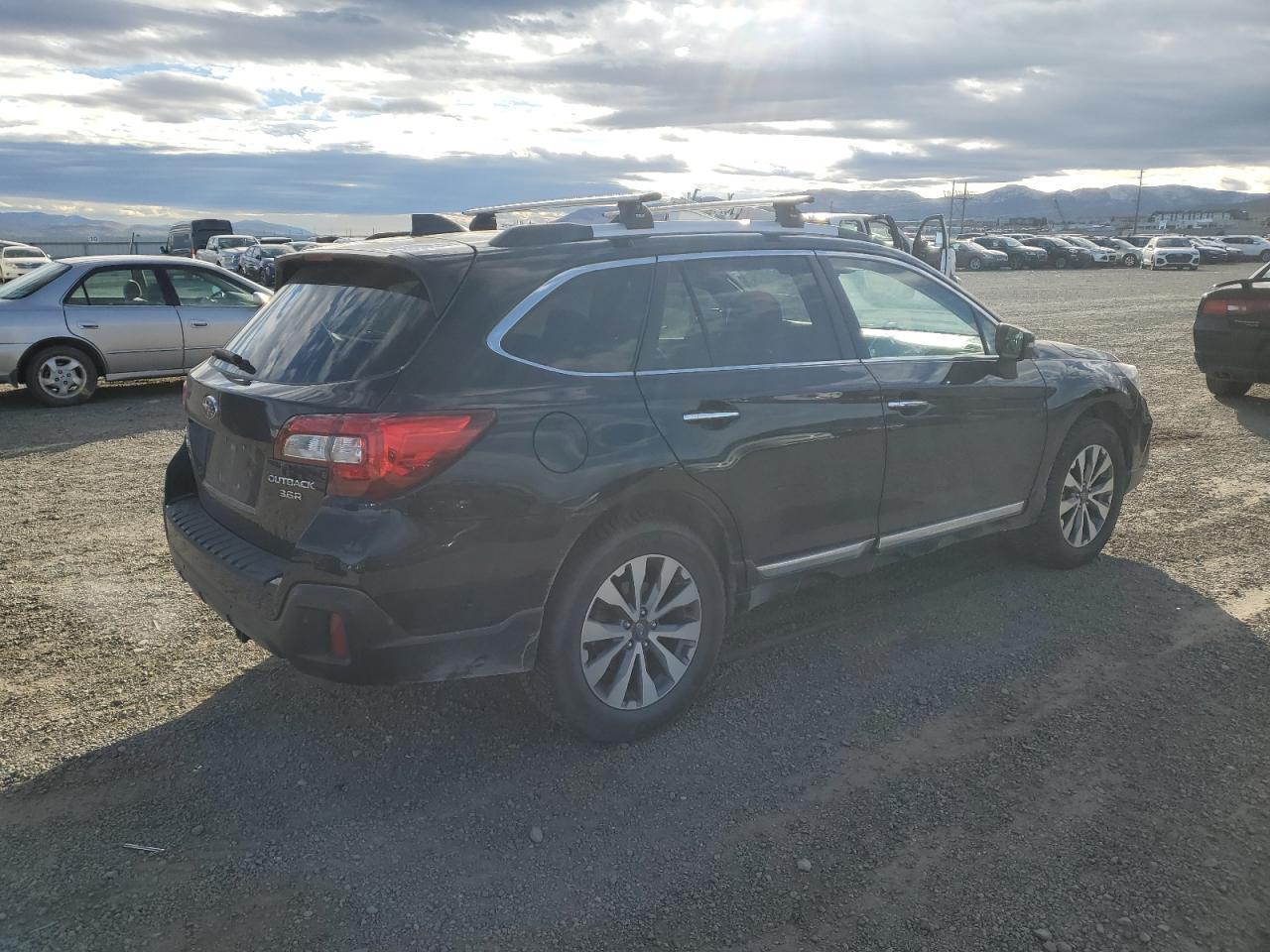 2019 SUBARU Outback
