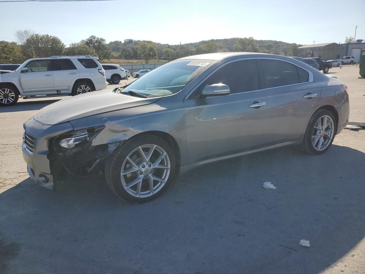2009 NISSAN Maxima