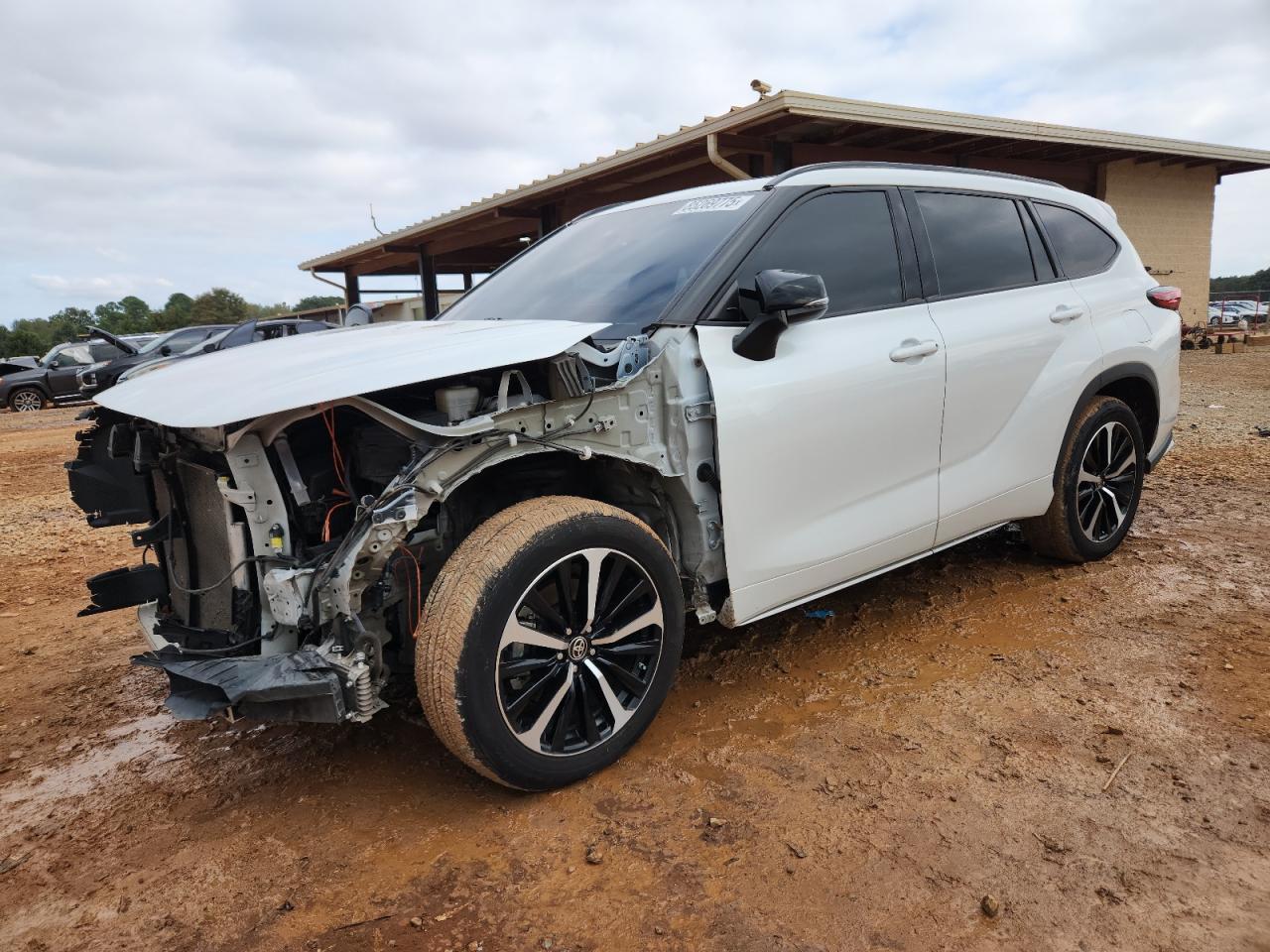 2022 TOYOTA HIGHLANDER