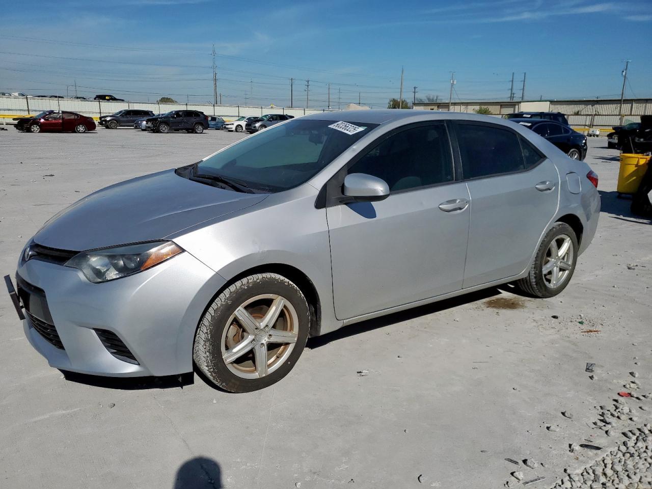 2016 TOYOTA COROLLA