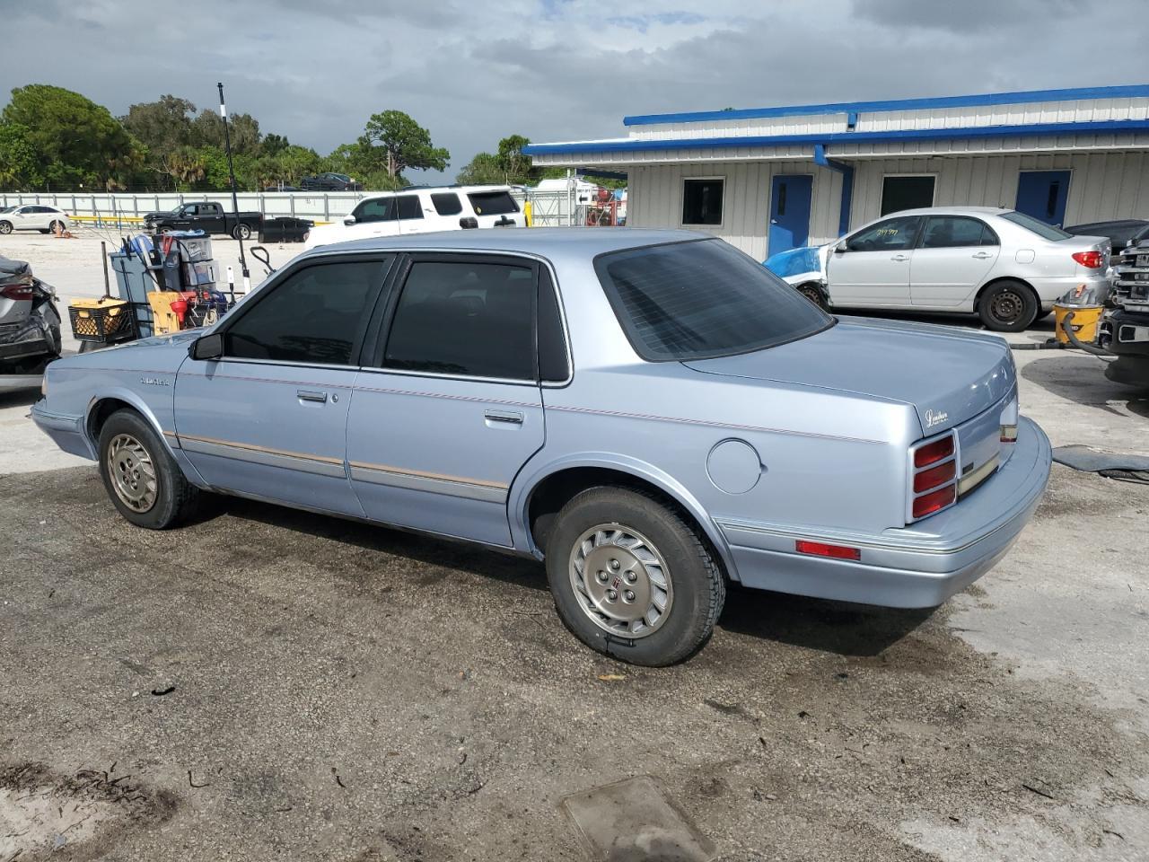 1995 OLDSMOBILE Ciera