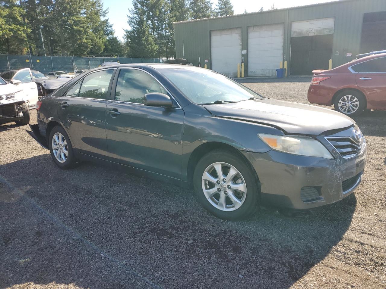 2011 TOYOTA CAMRY