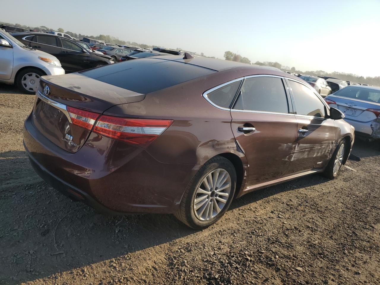 2015 TOYOTA Avalon
